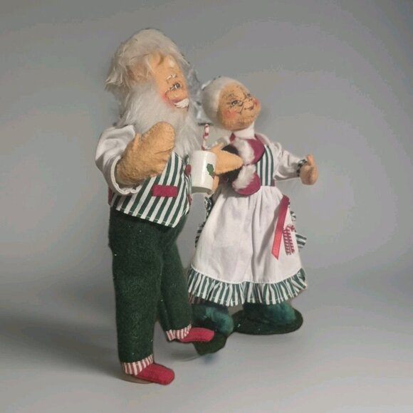 2006 Annalee Dolls 9” Mr & Mrs Relaxing Mobilitee Santa Claus Christmas Holiday - Picture 2 of 4